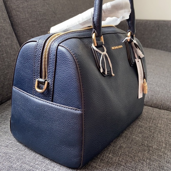 😍 Michael Kors Mercer Admiral Leather Satchel w/Crossbody 😱 - Picture 3 of 9